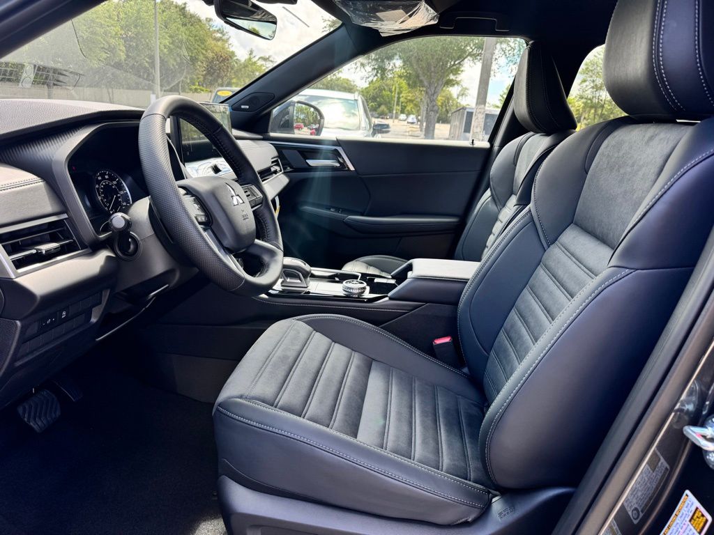 New 2026 Mitsubishi Outlander SUV