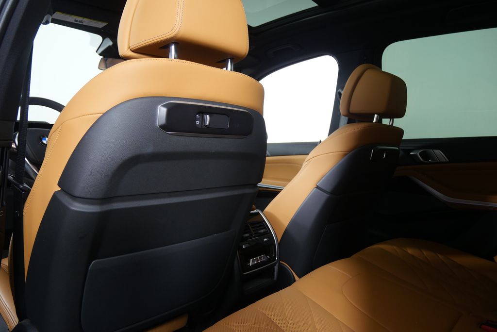 Thumbnail: 2025 BMW X5 - 17