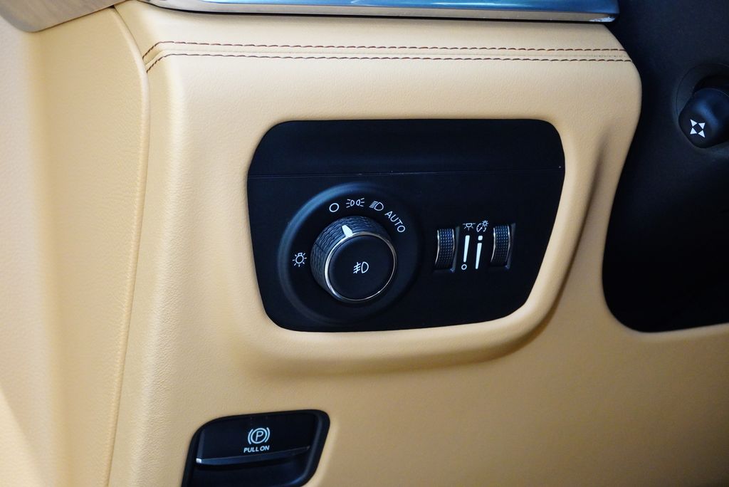 Used Car 2024 Jeep Grand Cherokee L  Summit For Sale Under $50,000 In Weatherford, Texas