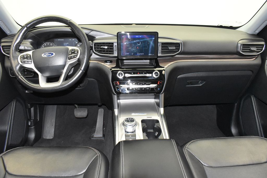 Thumbnail: 2023 Ford Explorer - 28