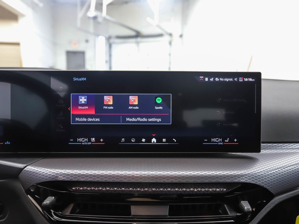 Thumbnail: 2026 BMW 2 Series - 16