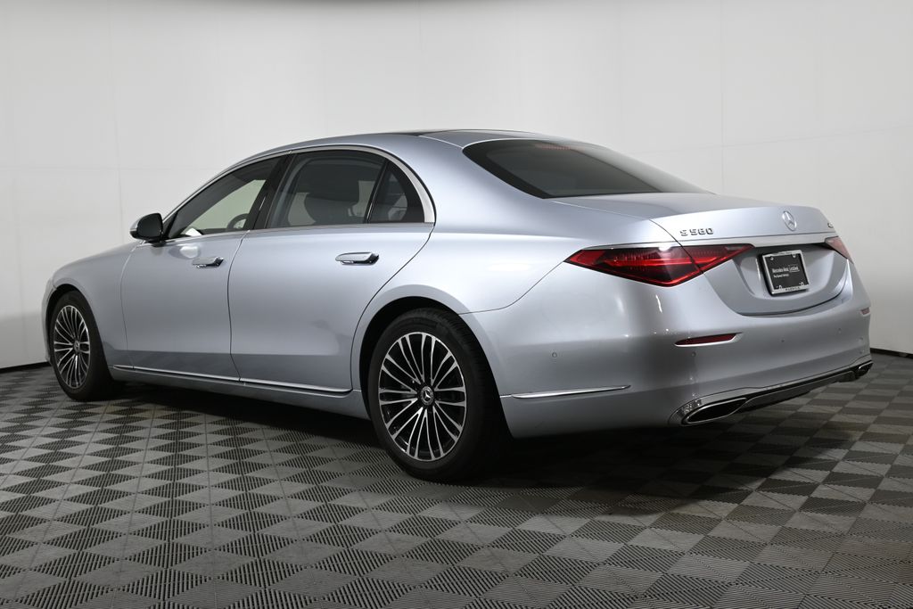Thumbnail: 2022 Mercedes-Benz S-Class - 8