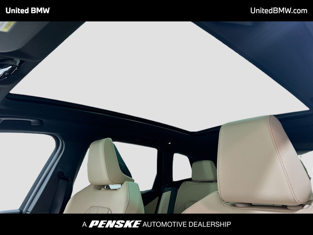 Thumbnail: 2026 BMW X3 - 12