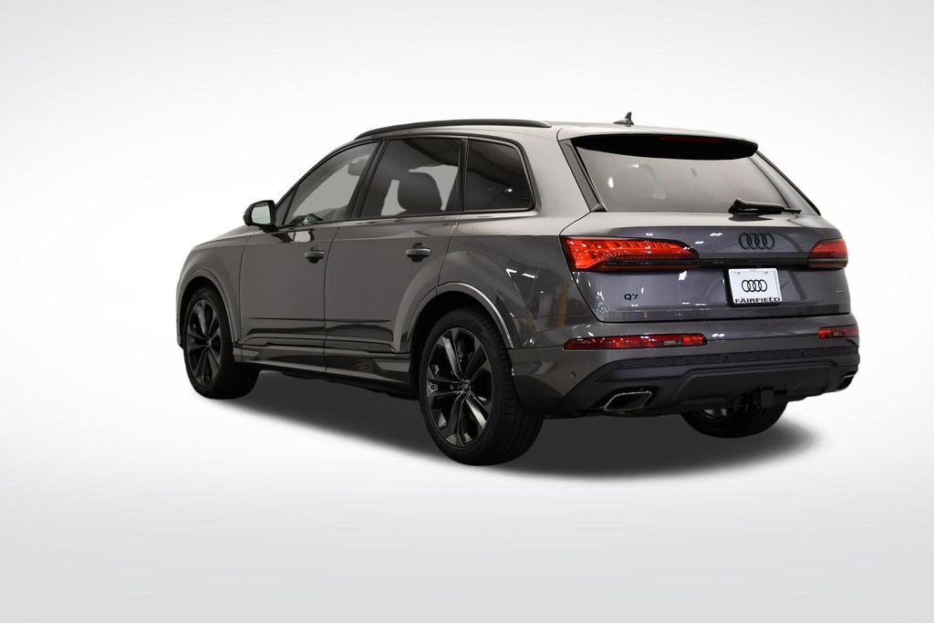 Thumbnail: 2026 Audi Q7 - 3