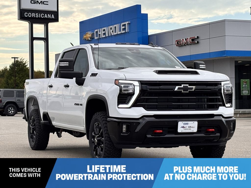 Summit White 2026 Chevrolet Silverado 2500HD Pickup Truck Four-Wheel Drive Automatic
