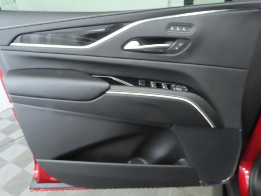 2024 Cadillac Escalade V 24