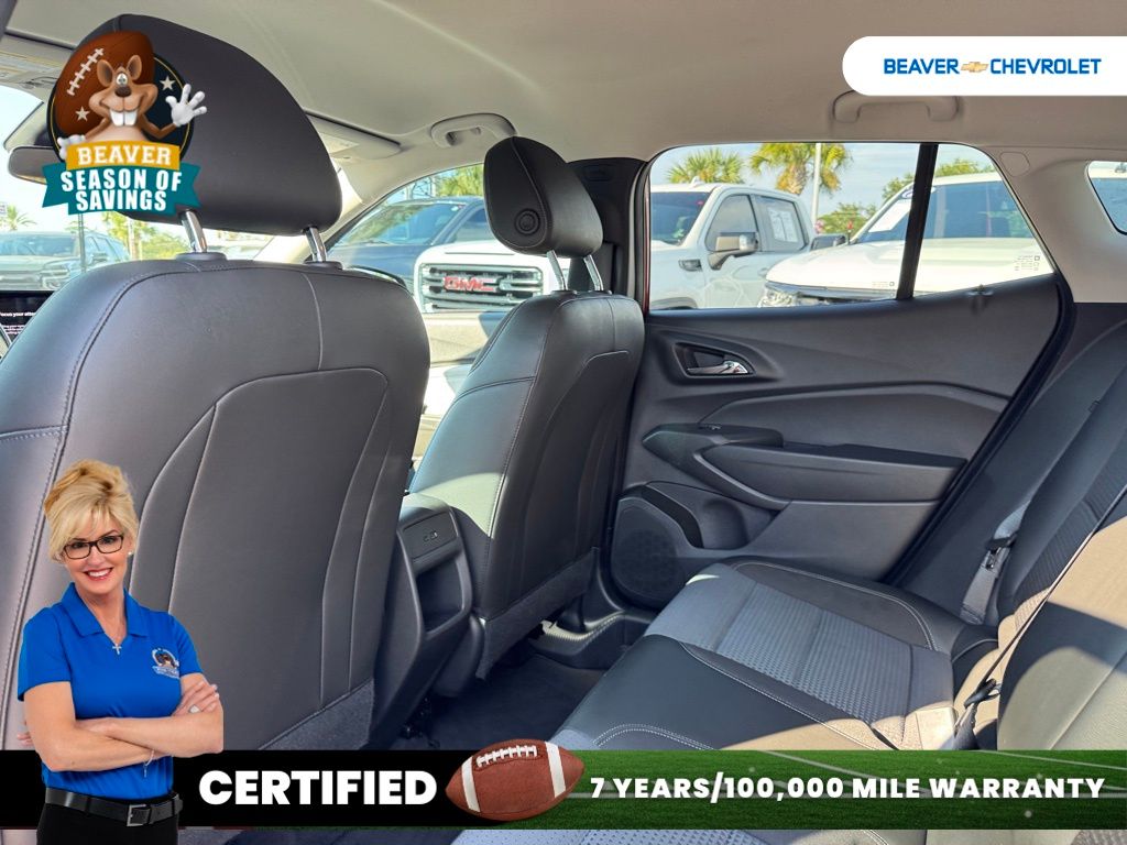 Used 2025 Chevrolet Trax SUV