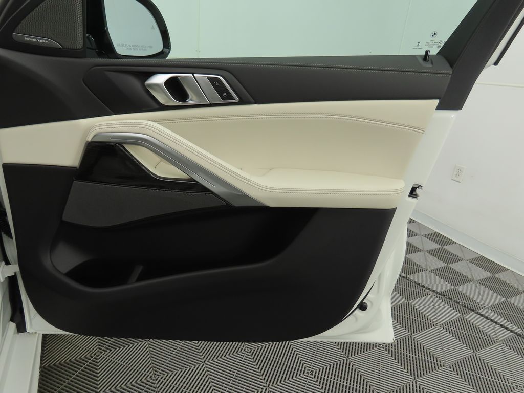 Thumbnail: 2026 BMW X6 - 25