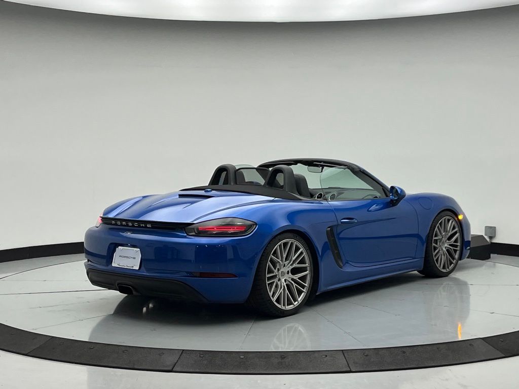 Thumbnail: 2018 Porsche 718 Boxster - 9