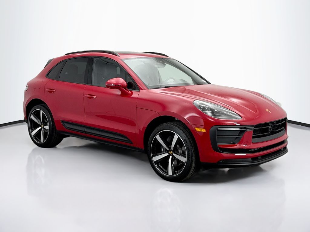 Thumbnail: 2026 Porsche Macan - 9