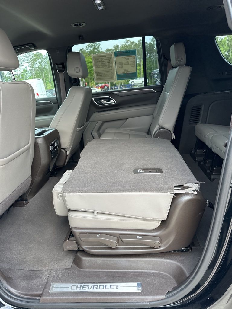2023 Black Chevrolet Suburban LT RWD SUV
