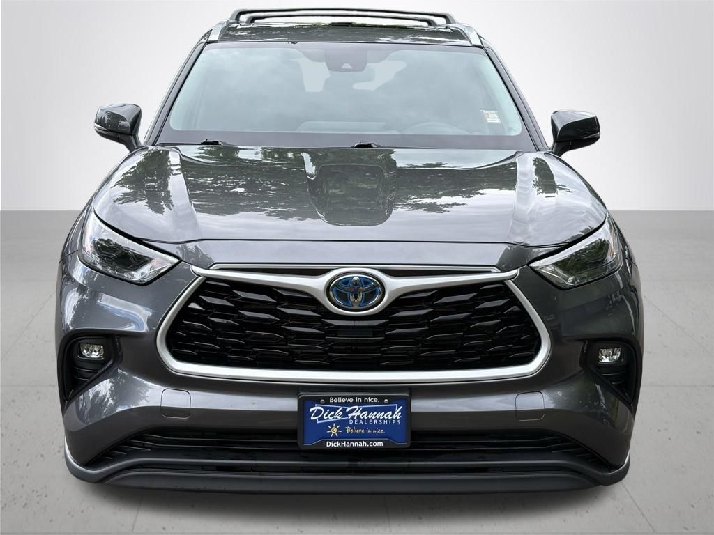 2024 Toyota Highlander Hybrid XLE