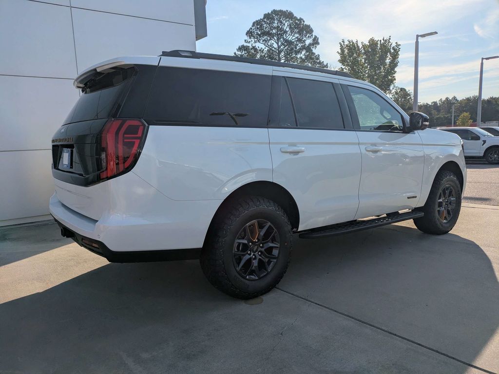 2027 Ford Expedition Tremor
