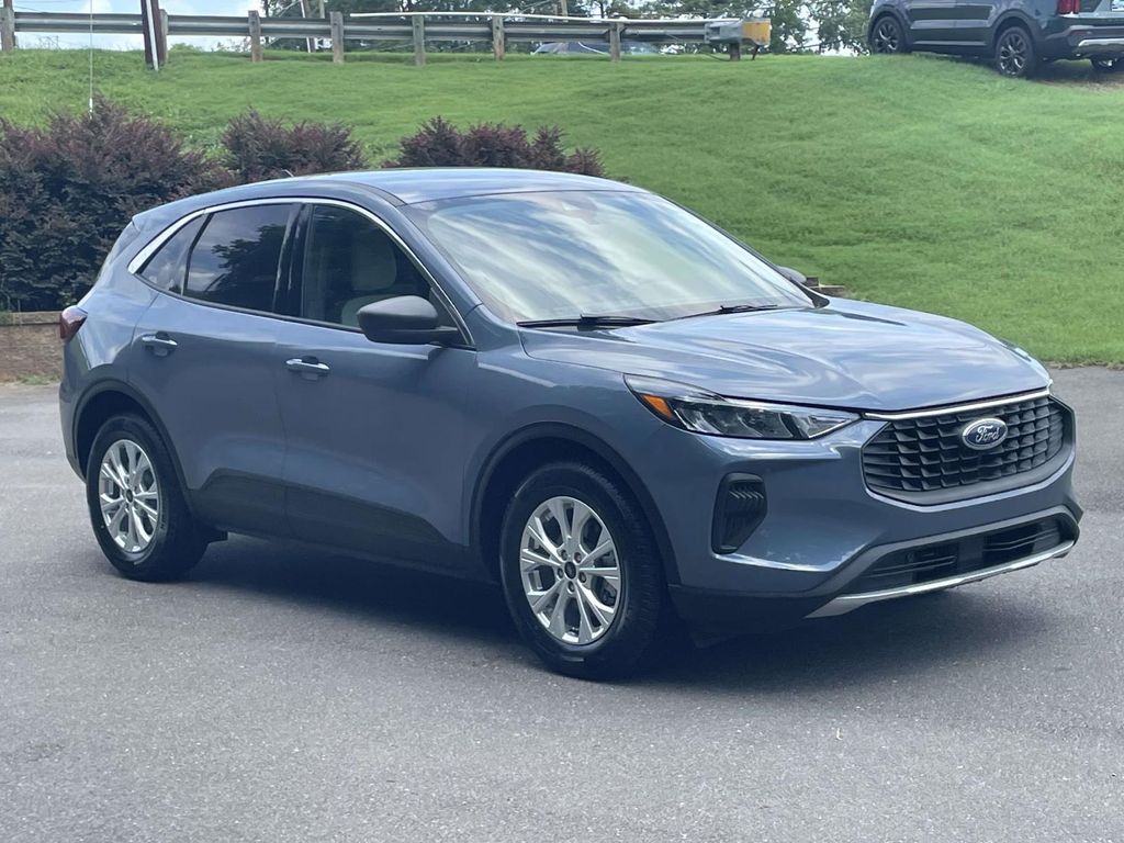 Vapor Blue 2023 Ford Escape SUV / Crossover Front-Wheel Drive 8-Speed Automatic