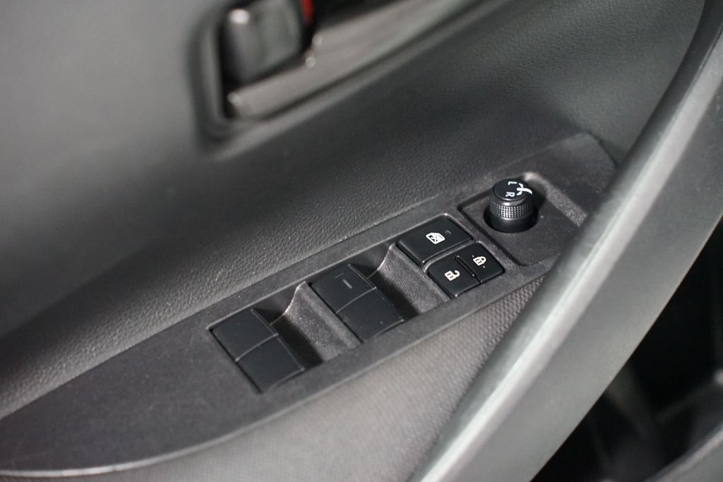 Thumbnail: 2023 Toyota Corolla - 28