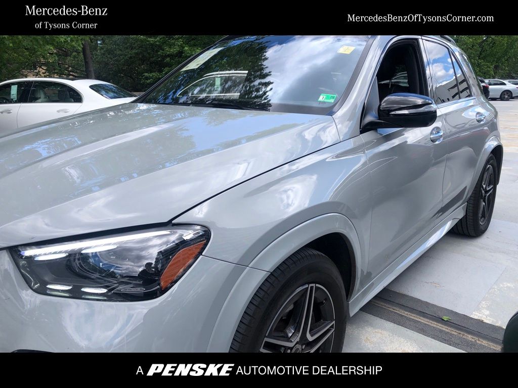 2024 Mercedes-Benz GLE 450 Hero Image