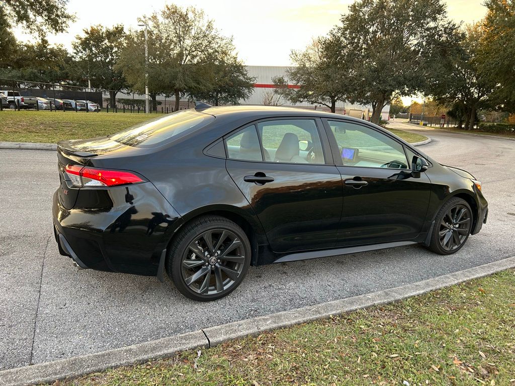 Thumbnail: 2025 Toyota Corolla - 5