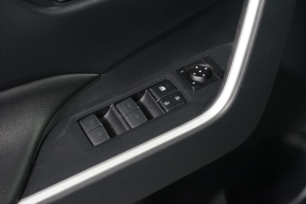 Thumbnail: 2024 Toyota RAV4 - 31