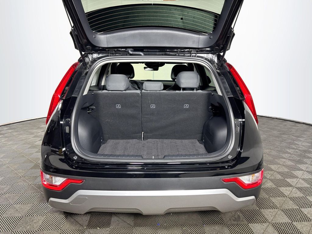 2024 Kia Niro LX