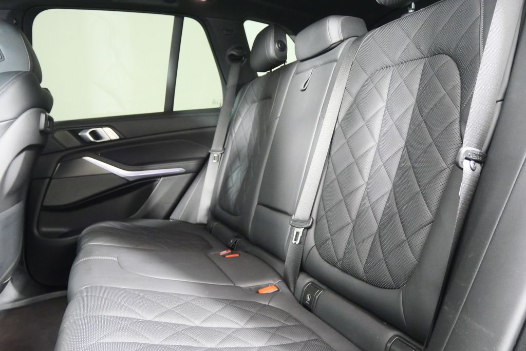 Thumbnail: 2023 BMW X5 - 15