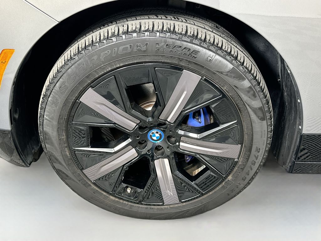 Thumbnail: 2024 BMW iX - 31