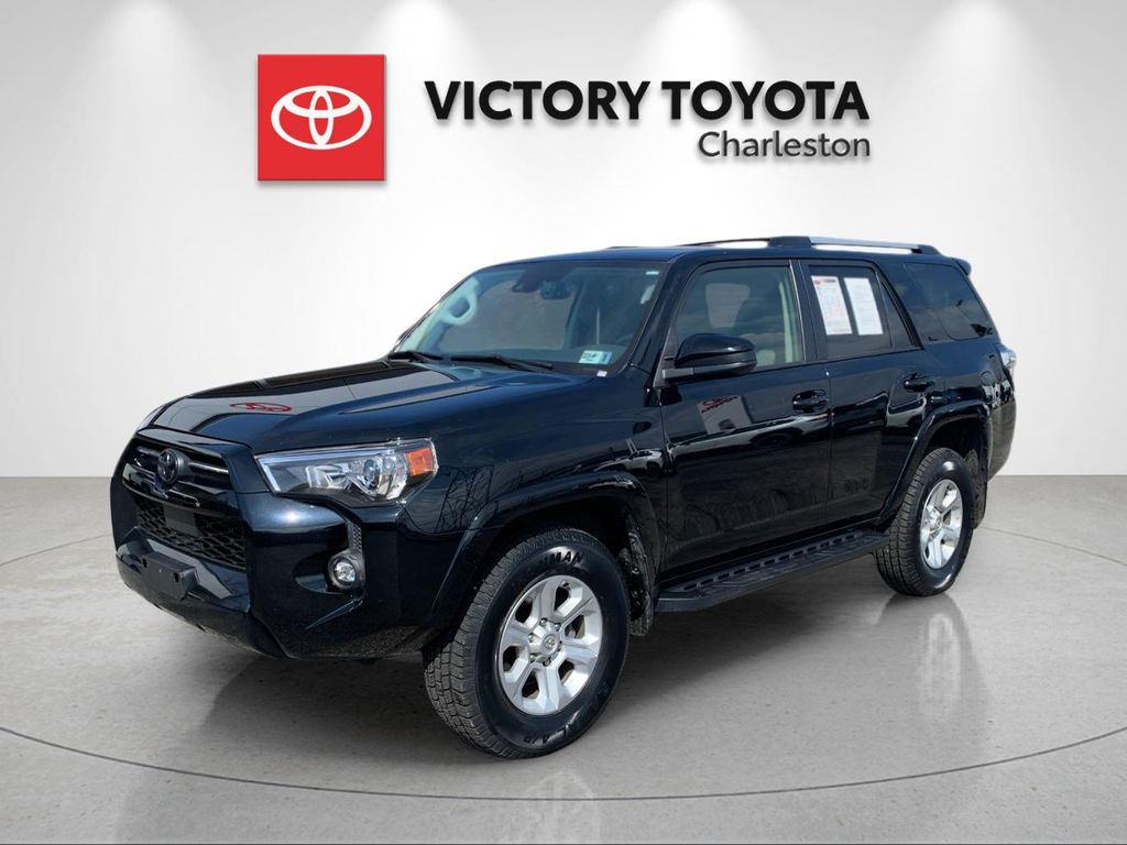 2022 Toyota 4Runner SR5 4WD