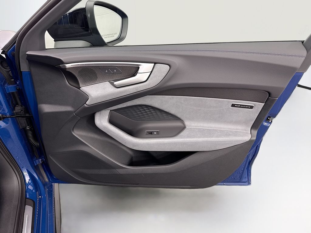 Thumbnail: 2025 Audi S5 - 24