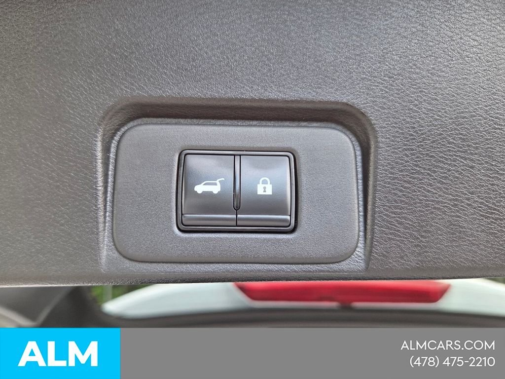 Used 2025 Silver Nissan SV image 15