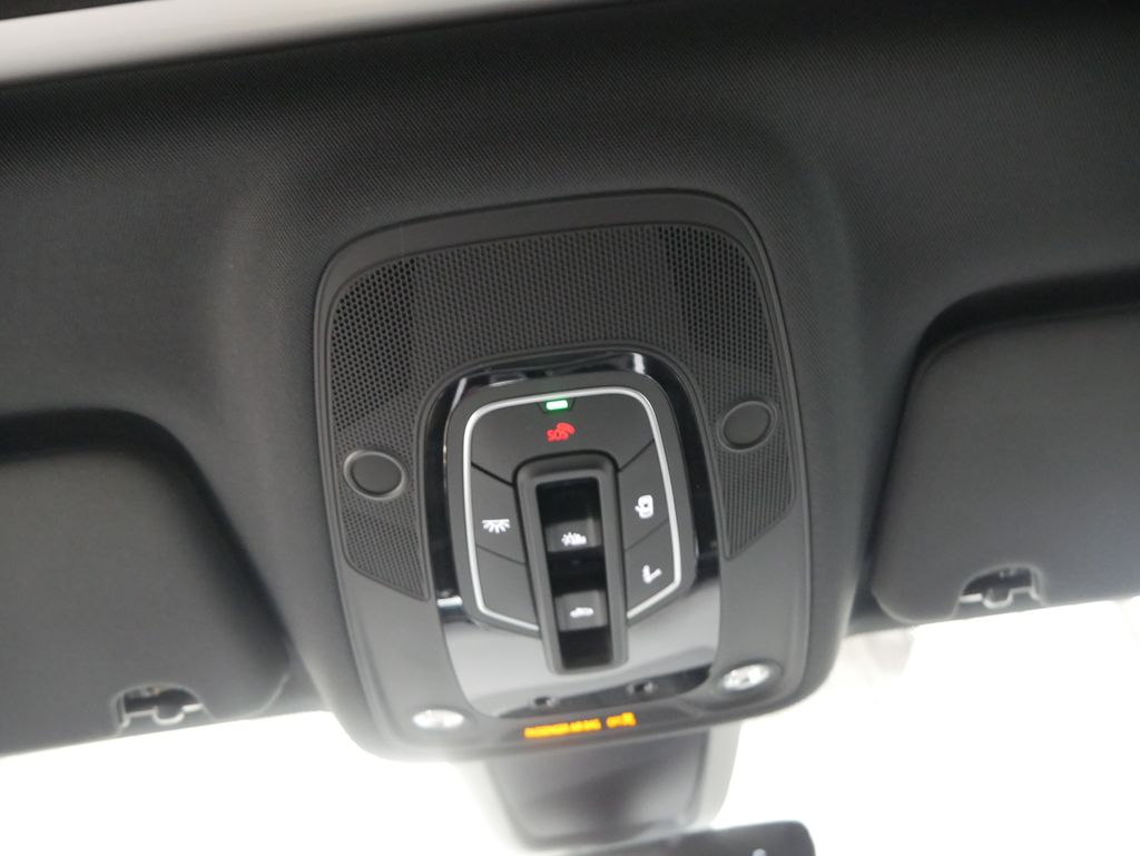 Thumbnail: 2026 Audi Q7 - 31