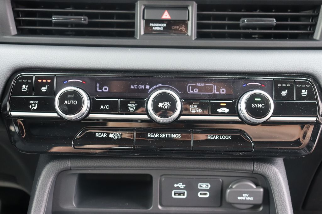 2025 Honda Pilot Black Edition 26