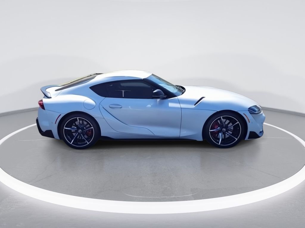 2022 Toyota Supra 3.0 9