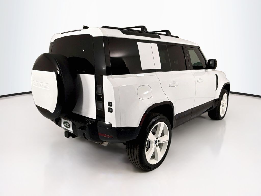 Thumbnail: 2026 Land Rover Defender - 5