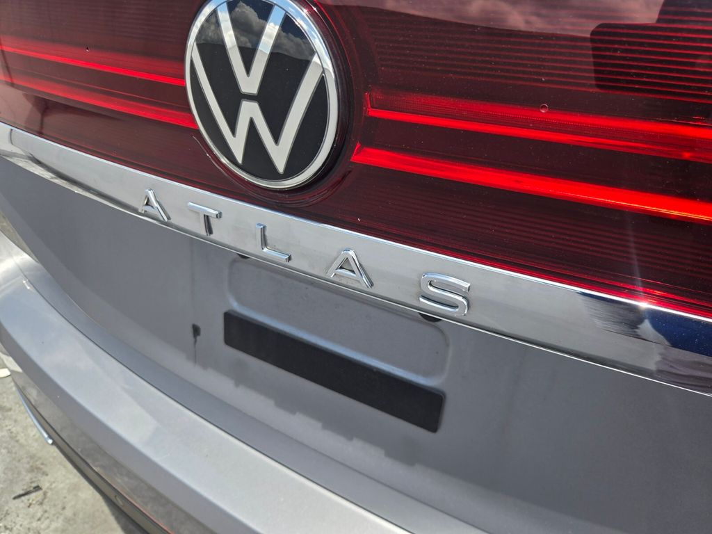 2024 Volkswagen Atlas - $28,600