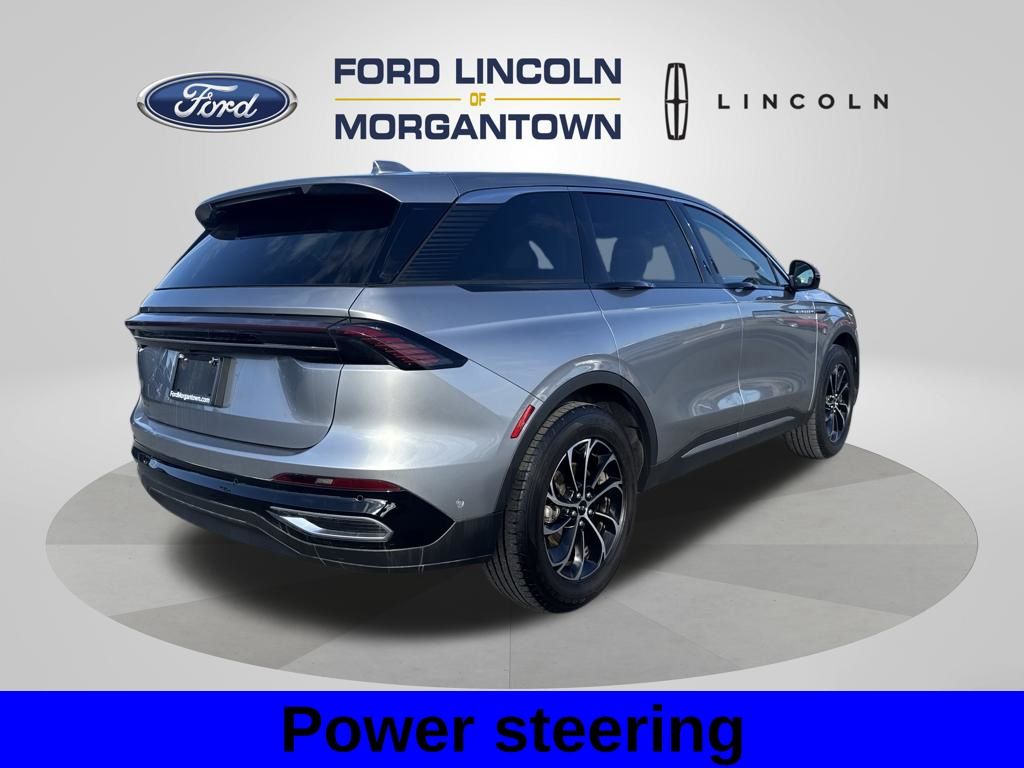 View vehicle photo 7