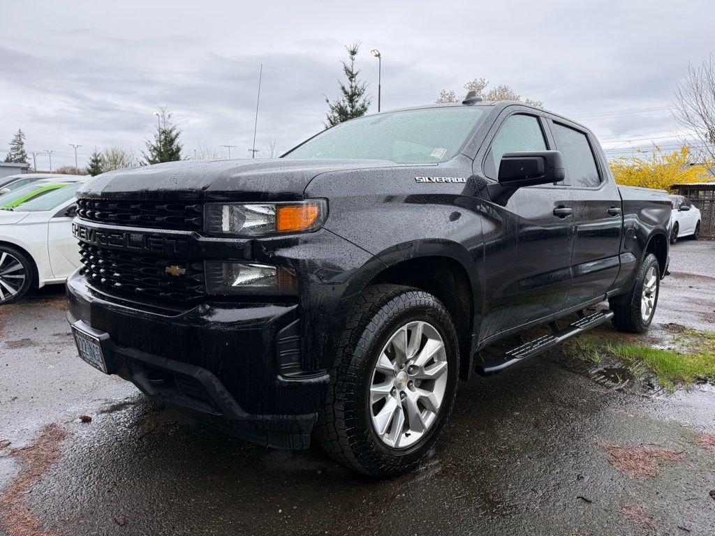 Black 2022 Chevrolet Silverado 1500 Custom Crew Cab 4WD Pickup Truck Four-Wheel Drive 8-Speed Automatic