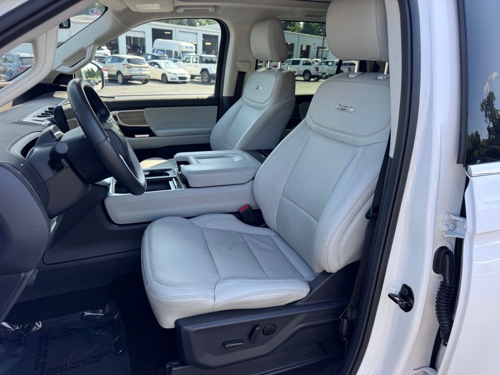 FordExpedition Max22