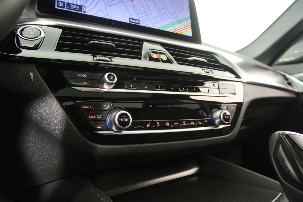 Thumbnail: 2022 BMW 5 Series - 27