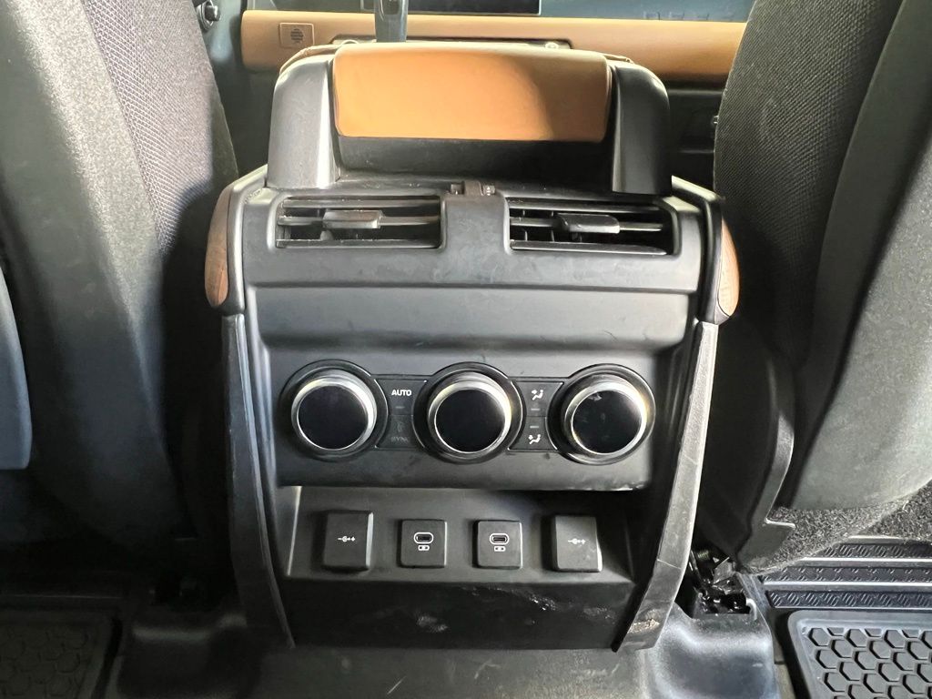 Thumbnail: 2021 Land Rover Defender - 17