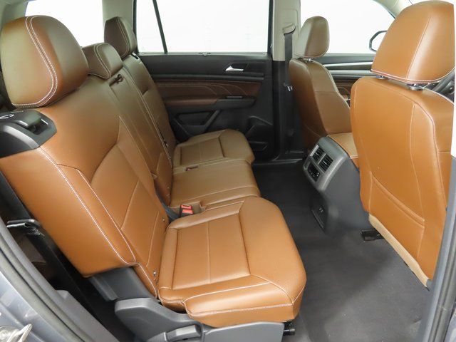 Thumbnail: 2023 Volkswagen Atlas - 22