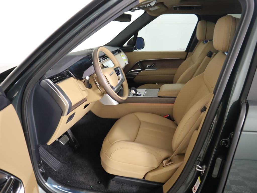 Thumbnail: 2025 Land Rover Range Rover - 20