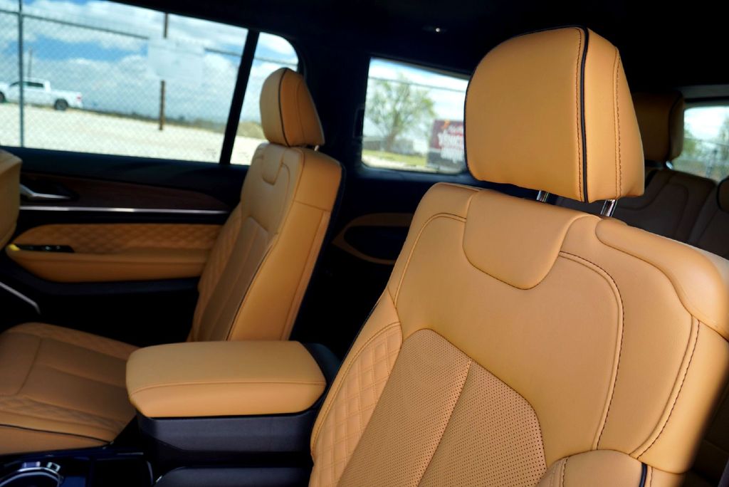 New Car 2025 Jeep Grand Cherokee L  Summit For Sale Under $60,000 In Taylor, Texas