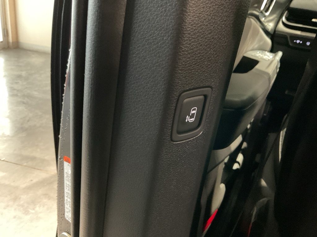 New 2026 Gray Kia SX image 24