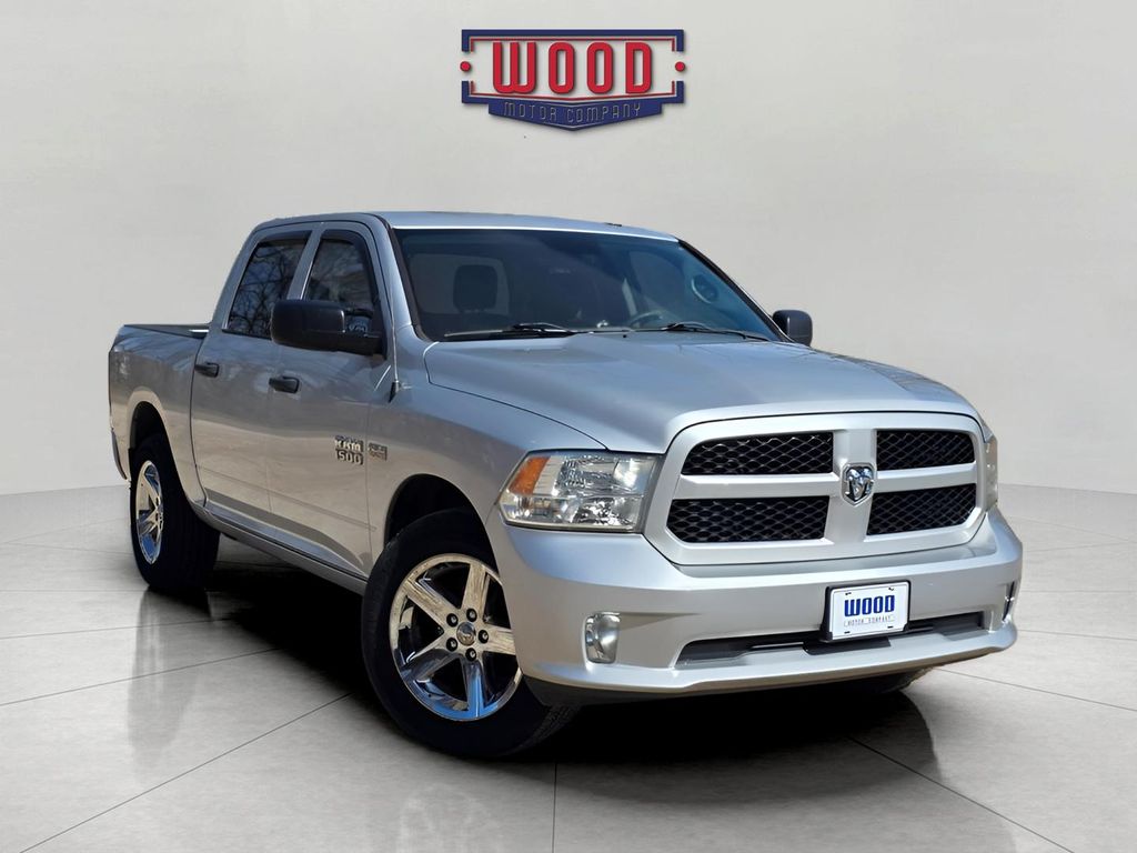 2018 RAM 1500 Express Crew Cab RWD