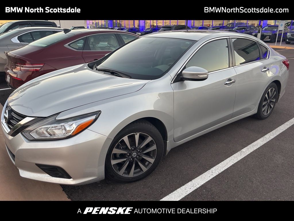 Thumbnail: 2016 Nissan Altima - 1