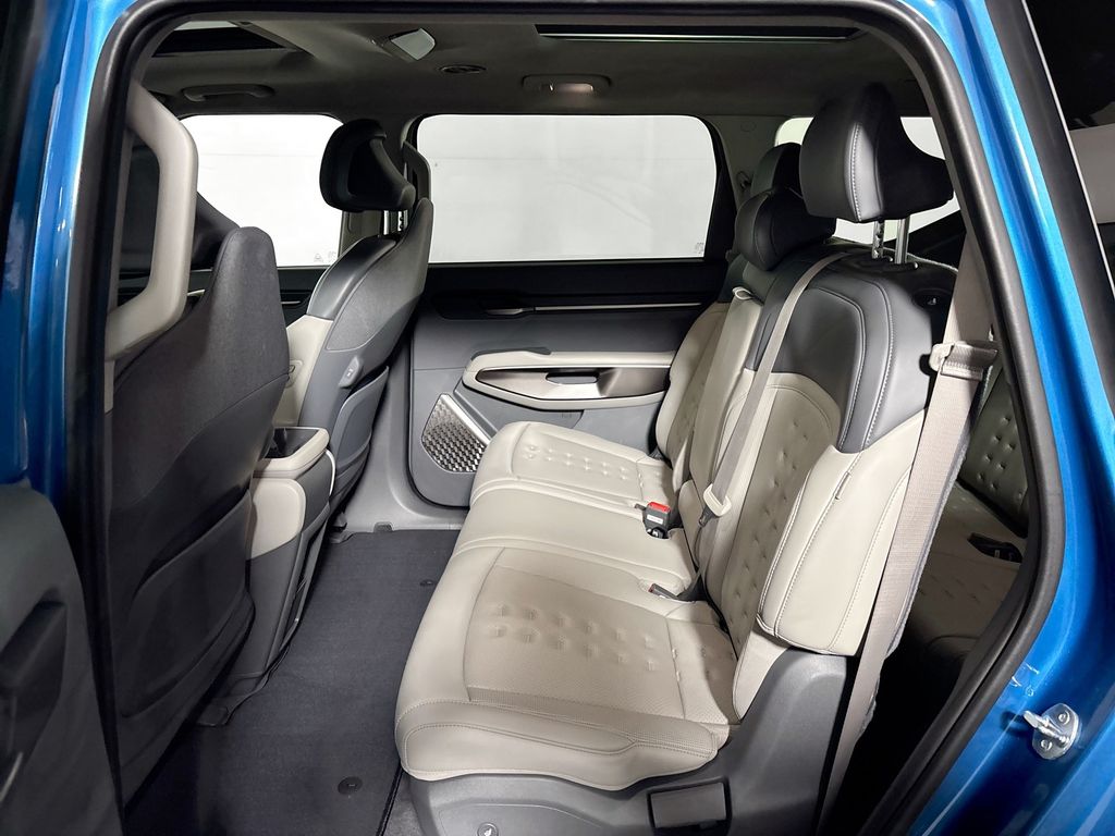 2024 Kia EV9 Wind