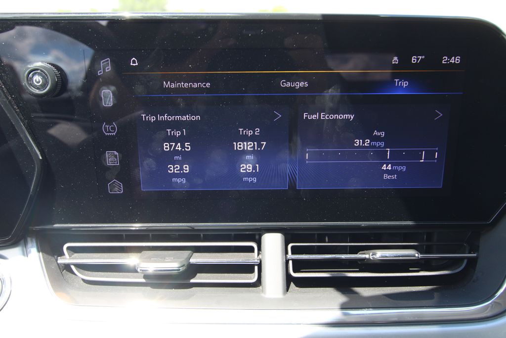 Used 2025 Chevrolet Trax SUV