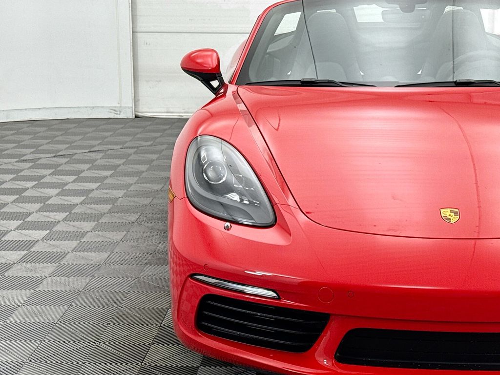 Thumbnail: 2022 Porsche 718 Boxster - 12
