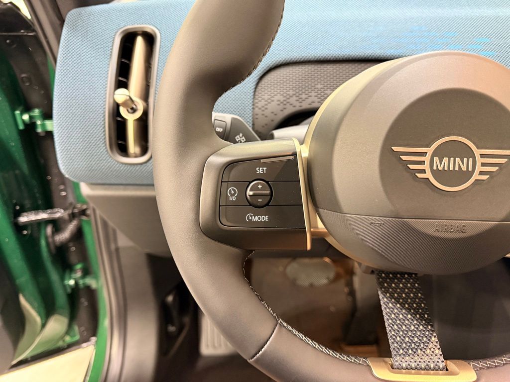 Thumbnail: 2026 MINI Cooper Countryman - 13