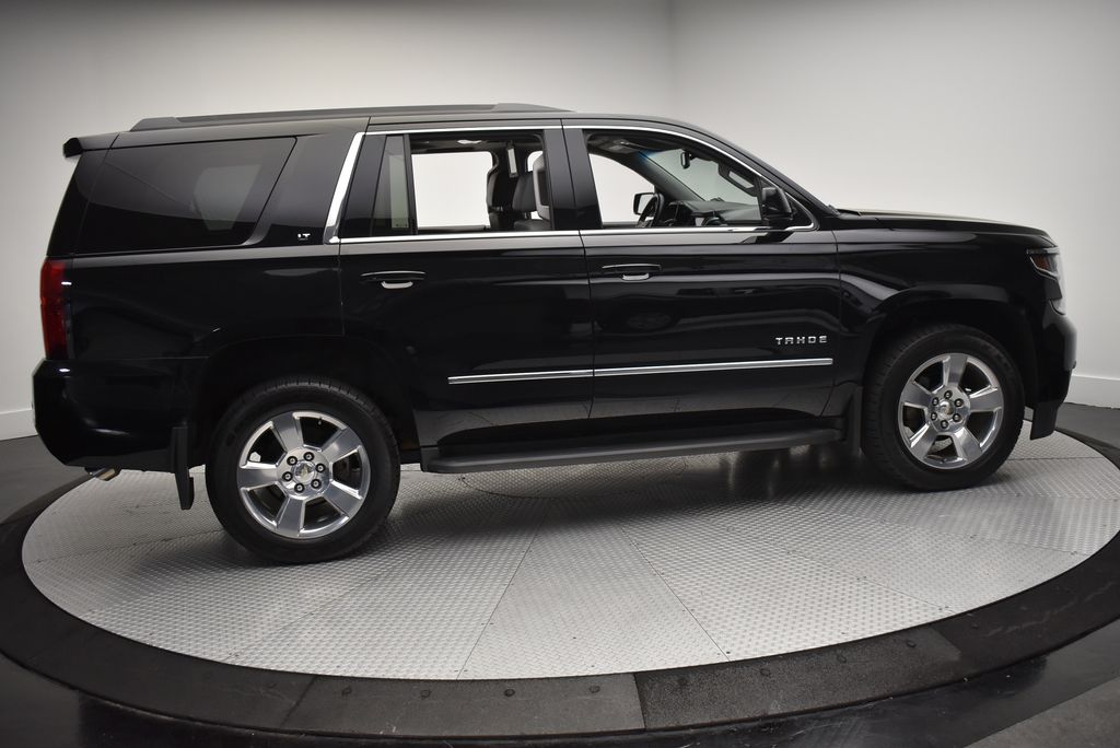 Thumbnail: 2018 Chevrolet Tahoe - 4