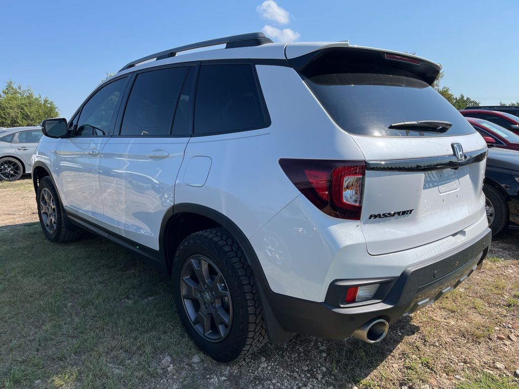 Thumbnail: 2024 Honda Passport - 4